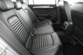 Volkswagen Passat  1.6 TDI 
