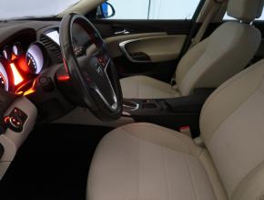 Opel Insignia  2.0 Turbo Cosmo 