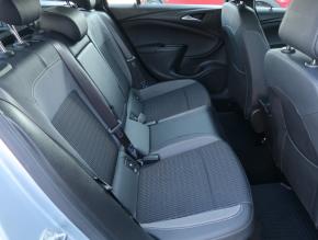 Opel Astra  1.2 Turbo 