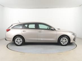 Hyundai i30  1.4 CVVT 