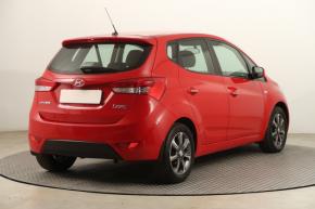 Hyundai ix20  1.6 CVVT Trikolor Plus 