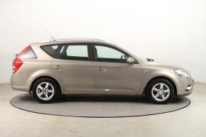 Kia Ceed  1.4 CVVT 