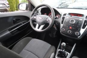 Kia Ceed  1.4 CVVT 