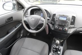 Hyundai i30  1.4 CVVT 