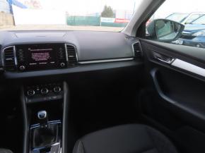 Škoda Karoq  1.0 TSI Ambition 