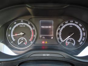 Škoda Karoq  1.0 TSI Ambition 