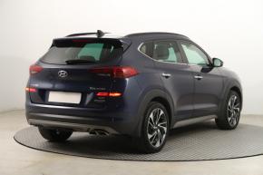 Hyundai Tucson  2.0 CRDi 