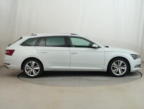 Škoda Superb  2.0 TDI Style 