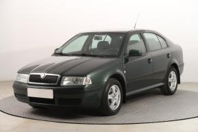 Škoda Octavia  1.6 Elegance 