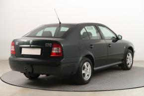 Škoda Octavia  1.6 Elegance 