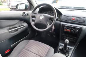 Škoda Octavia  1.6 Elegance 