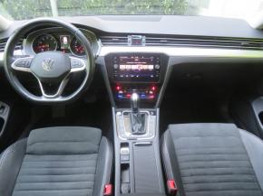 Volkswagen Passat  1.5 TSI Elegance 