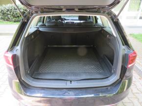 Volkswagen Passat  1.5 TSI Elegance 