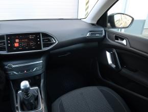 Peugeot 308  1.5 BlueHDi 