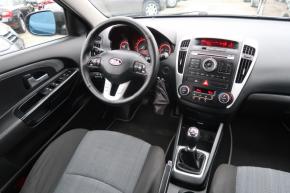 Kia Ceed  1.6 CRDi 