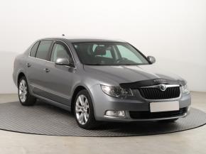 Škoda Superb  2.0 TDI Elegance 