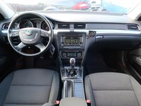 Škoda Superb  2.0 TDI Elegance 