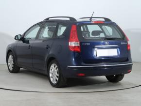 Hyundai i30  1.6 CVVT 