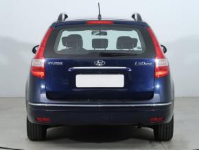 Hyundai i30  1.6 CVVT 