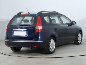 Hyundai i30  1.6 CVVT 