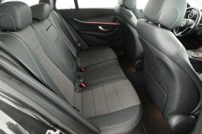 Mercedes-Benz E  E 220 d 4MATIC 