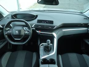 Peugeot 3008  1.2 PureTech 
