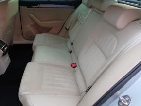 Škoda Superb  2.0 TDI Style 