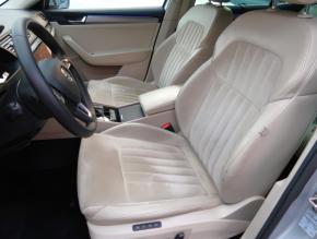 Škoda Superb  2.0 TDI Style 