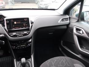 Peugeot 2008  1.2 PureTech 