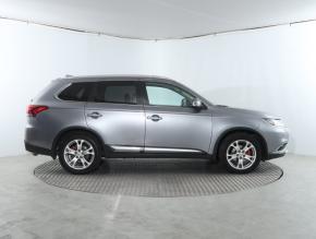 Mitsubishi Outlander  2.2 DI-D Instyle 