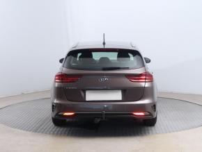Kia Ceed  1.6 CRDi 