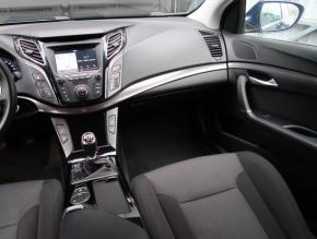 Hyundai i40  1.6 CRDi 