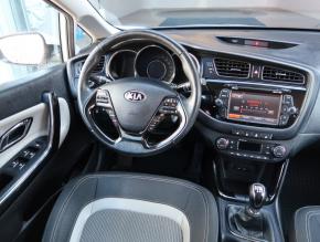Kia Ceed  1.6 GDI Premium 
