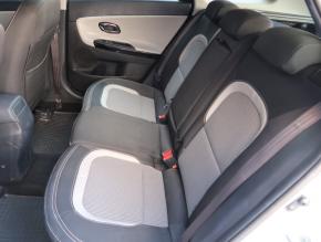 Kia Ceed  1.6 GDI Premium 