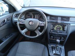 Škoda Superb  2.0 TDI Elegance 