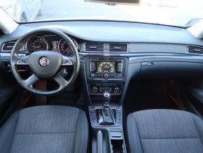 Škoda Superb  2.0 TDI Elegance 