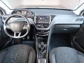 Peugeot 2008  1.2 PureTech 