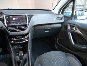 Peugeot 2008  1.2 PureTech 