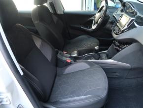 Peugeot 2008  1.2 PureTech 