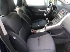 Toyota Auris  1.6 Valvematic 