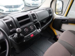 Peugeot Boxer  2.0 BlueHDi 