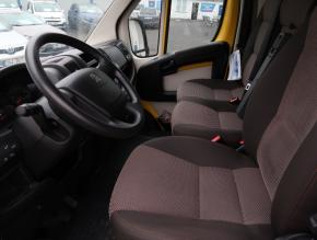 Peugeot Boxer  2.0 BlueHDi 