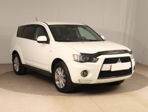 Mitsubishi Outlander  2.2 DI-D Invite