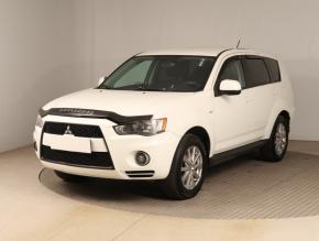 Mitsubishi Outlander  2.2 DI-D Invite 