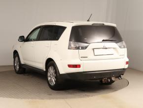 Mitsubishi Outlander  2.2 DI-D Invite 