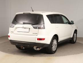 Mitsubishi Outlander  2.2 DI-D Invite 