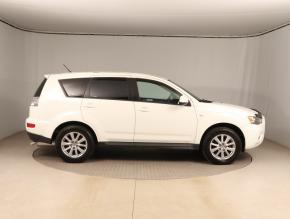 Mitsubishi Outlander  2.2 DI-D Invite 