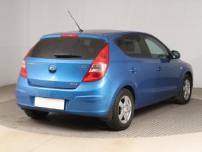 Hyundai i30  2.0 CVVT 