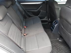Škoda Octavia  1.2 TSI Elegance 