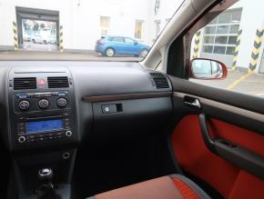 Volkswagen Touran  2.0 TDI 